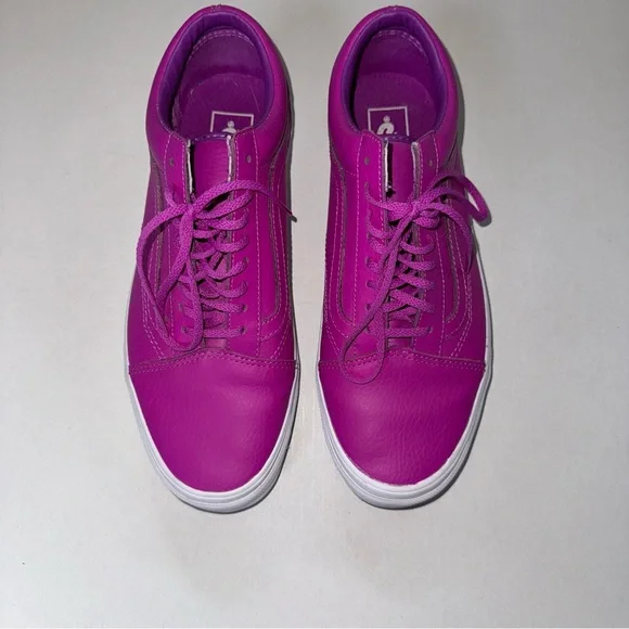 Vans Leather Old Skool Women's Fuchsia Sneakers - Picture 1 of 13